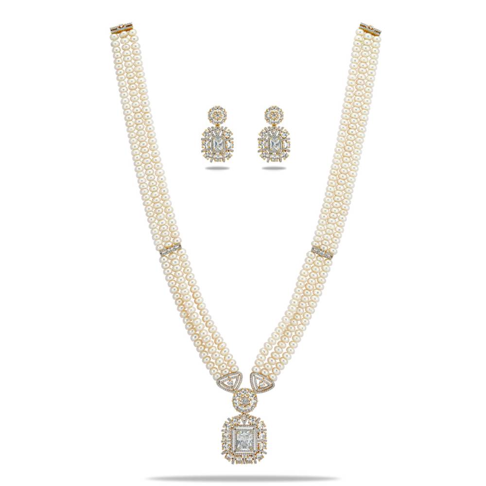 How to Style Pearl Set: A Guide to Casual and Formal Looks