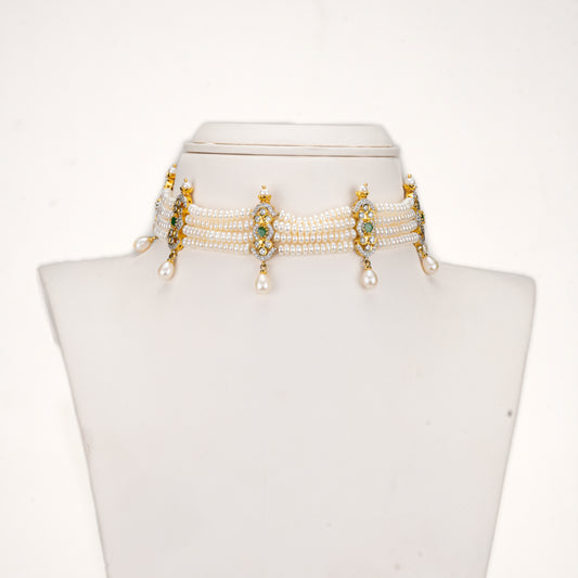 Adorable Green Stone Freshwater Pearls Choker Set