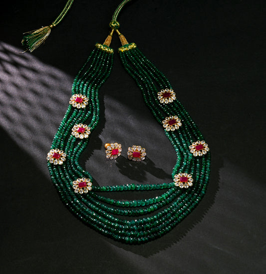 Studded Gold Emerald Side Pices Necklace