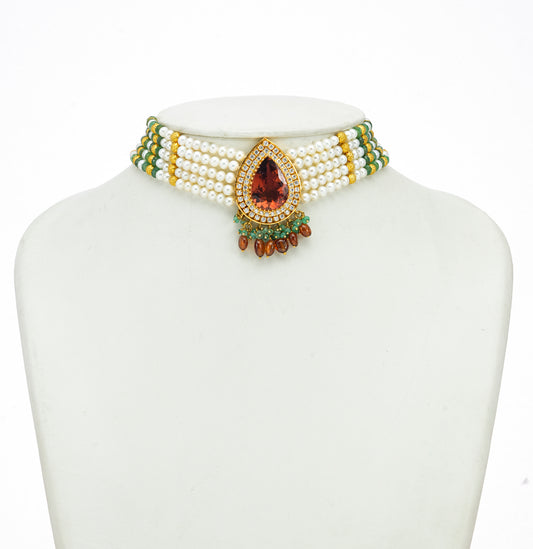 Radiant Pearl Emerald Stone Choker