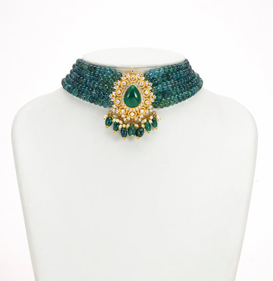 Bold Emerald Stone Choker