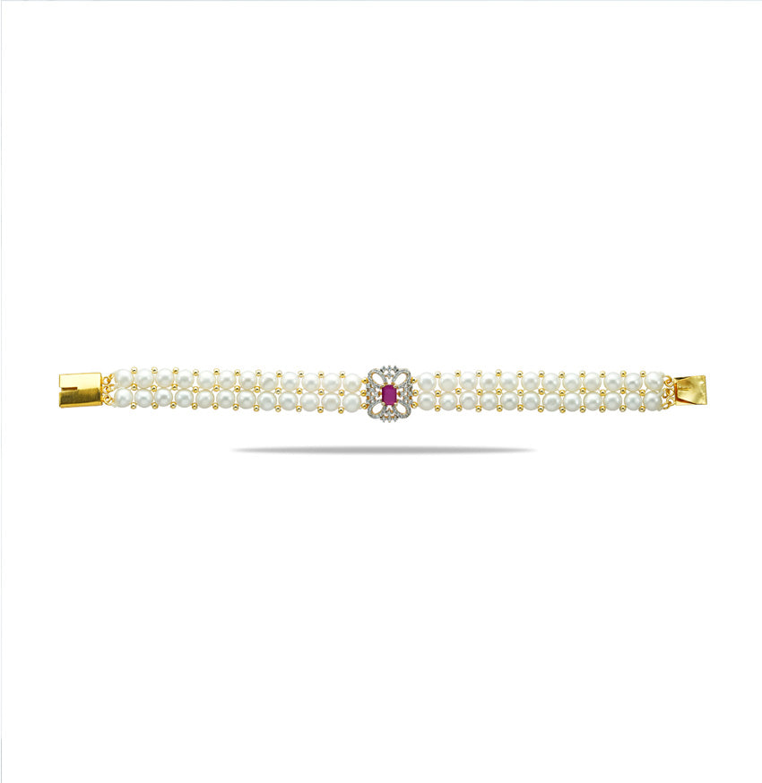 Graceful Red Stone Pearl Bracelet