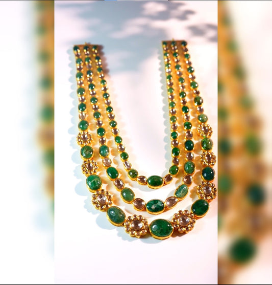 Gorgeous Polki Emerald Necklace