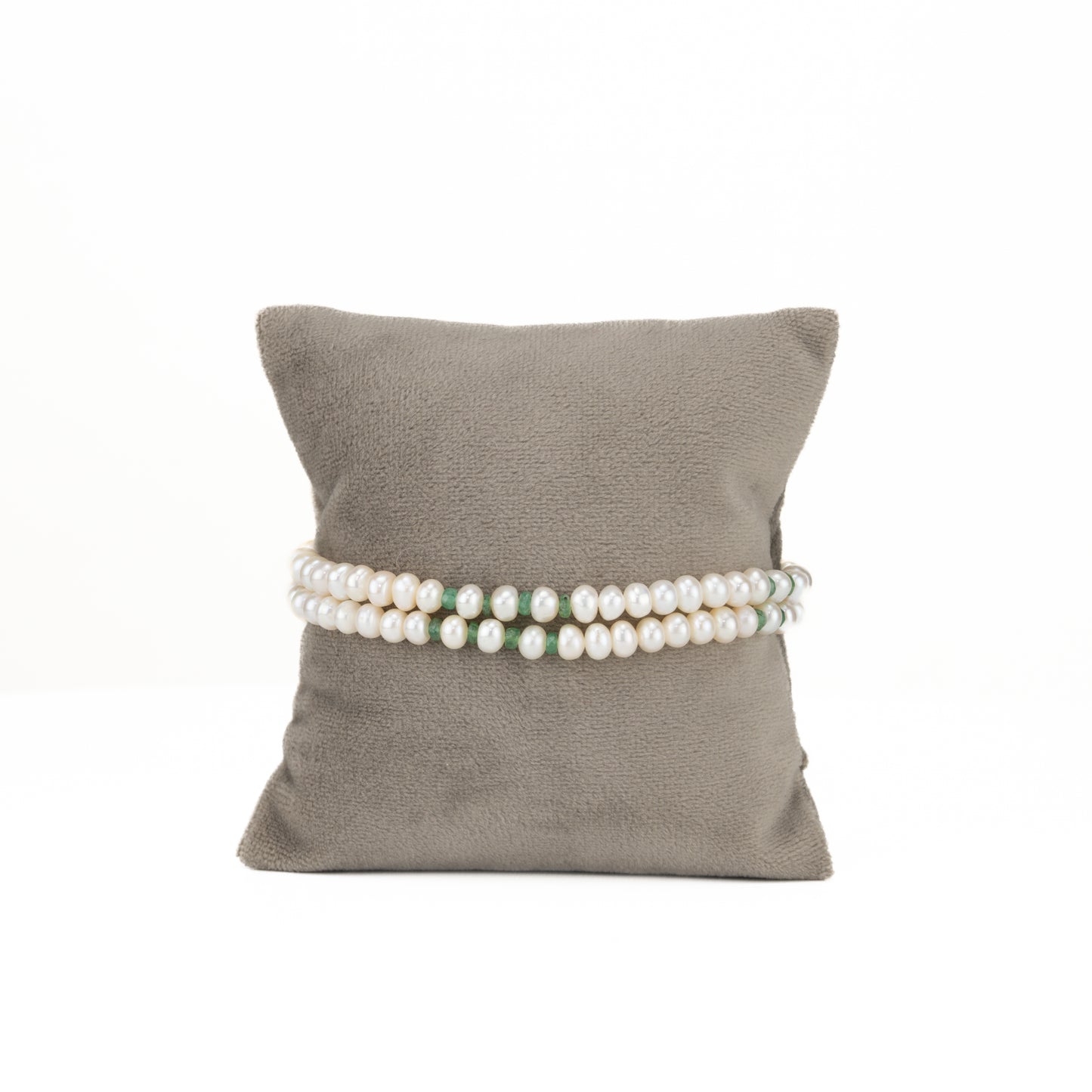 Natural Emerald White Button Pearl Bracelet