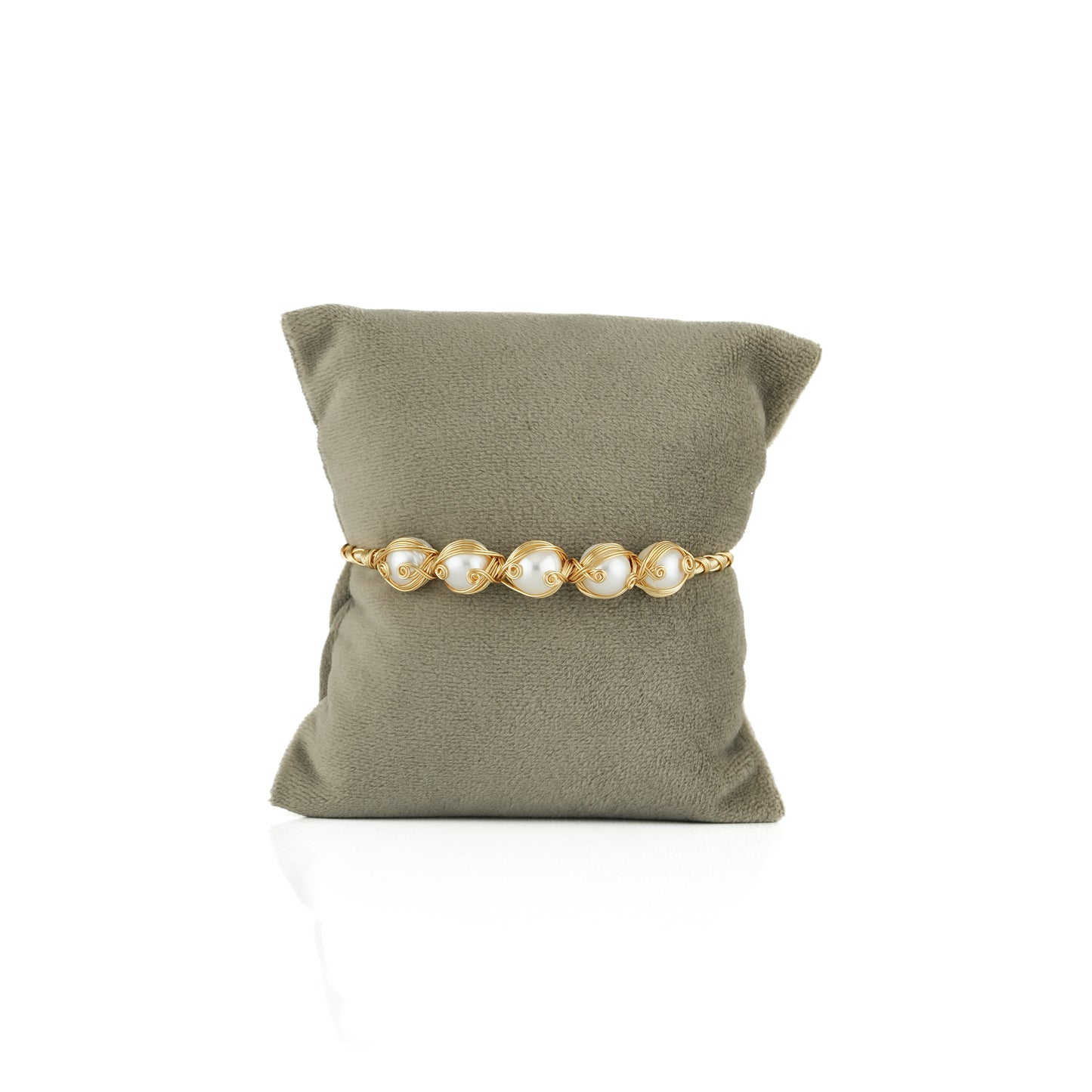 Superior Near Round Freshwater Pearl Bracelet