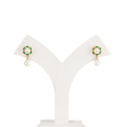 Fashionable Green Stone Pearl Stud Earrings