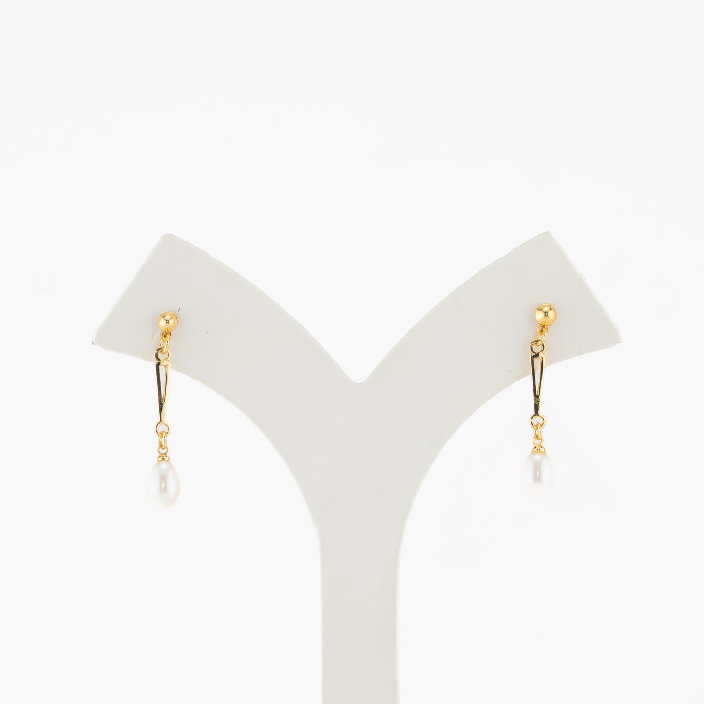 Sparkling Pearl Drop Earring