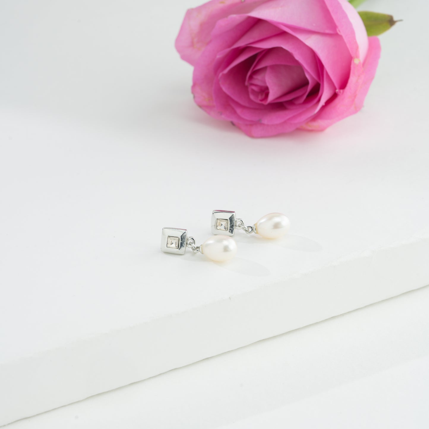 Attractive Pearl Stud Earrings