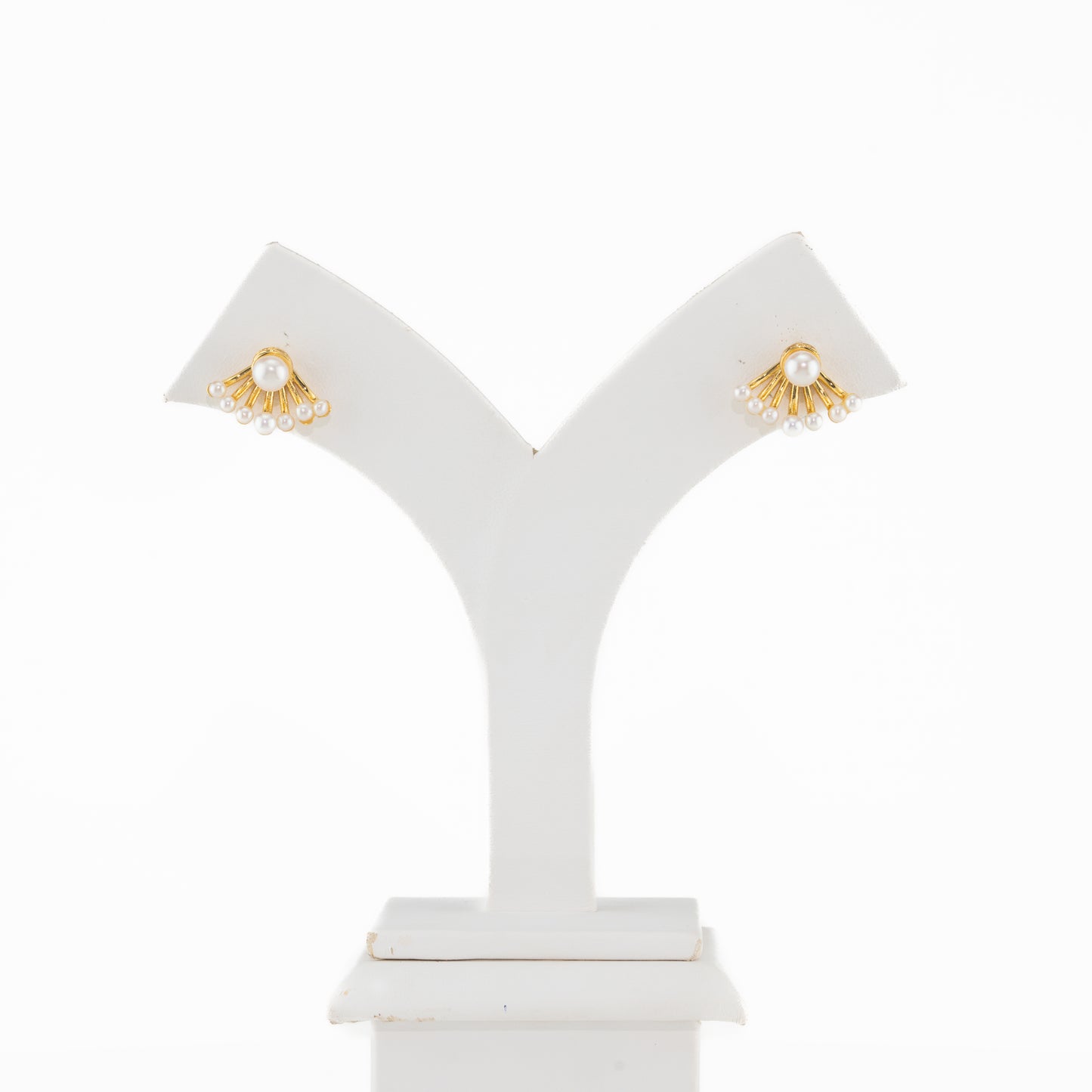 Flexible Freshwater Pearl Stud Earrings