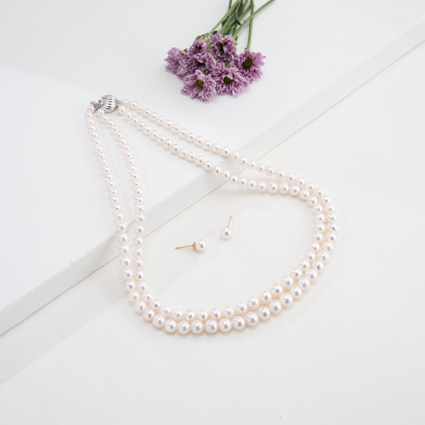 Grading White Round Saltwater Akoya Pearl Necklace Set - AAA Quality