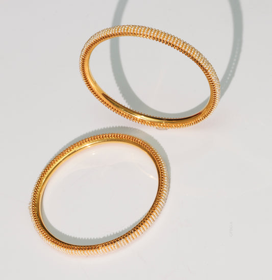 Glittering Gold Pearl Bangle