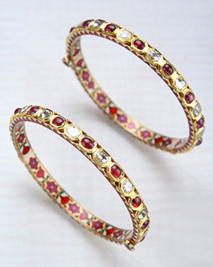 exotic Uncut diamond with Ruby Bangles