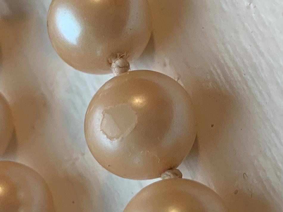 Real pearls from fake pearls sale