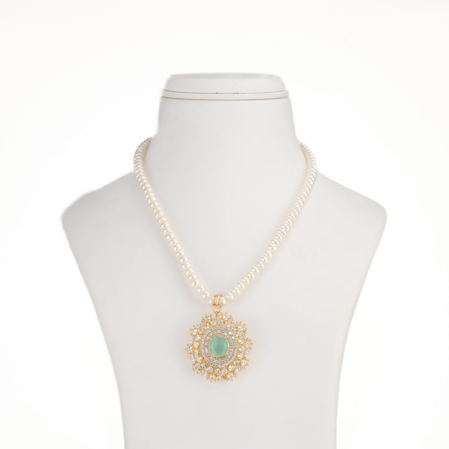 Stunning Green Stone Freshwater Pearl Necklace Set