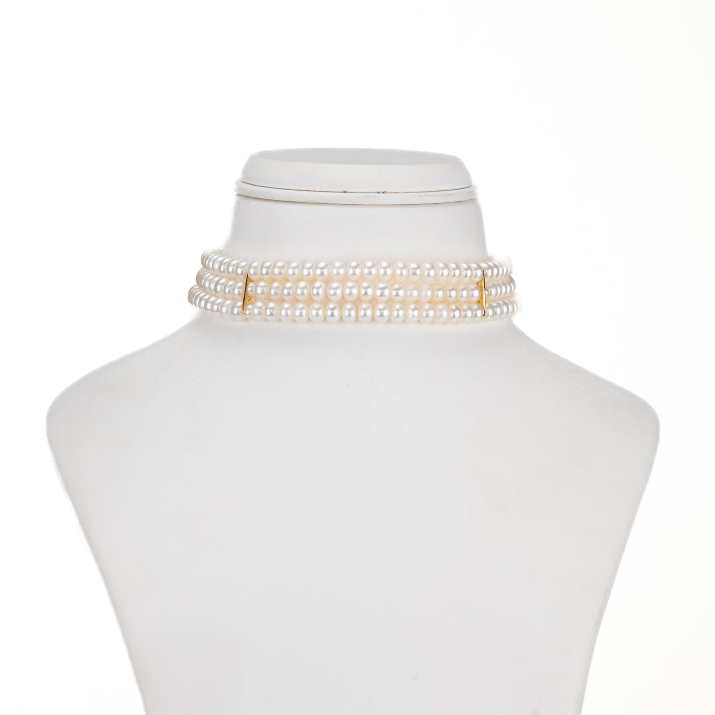 Adorable White Freshwater Pearls Choker Set