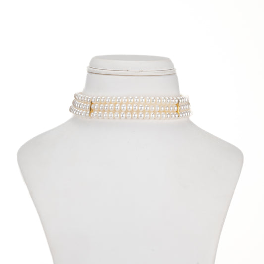 Adorable White Freshwater Pearls Choker Set