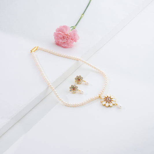 Shiny Red Stone Freshwater Pearl Necklace Set