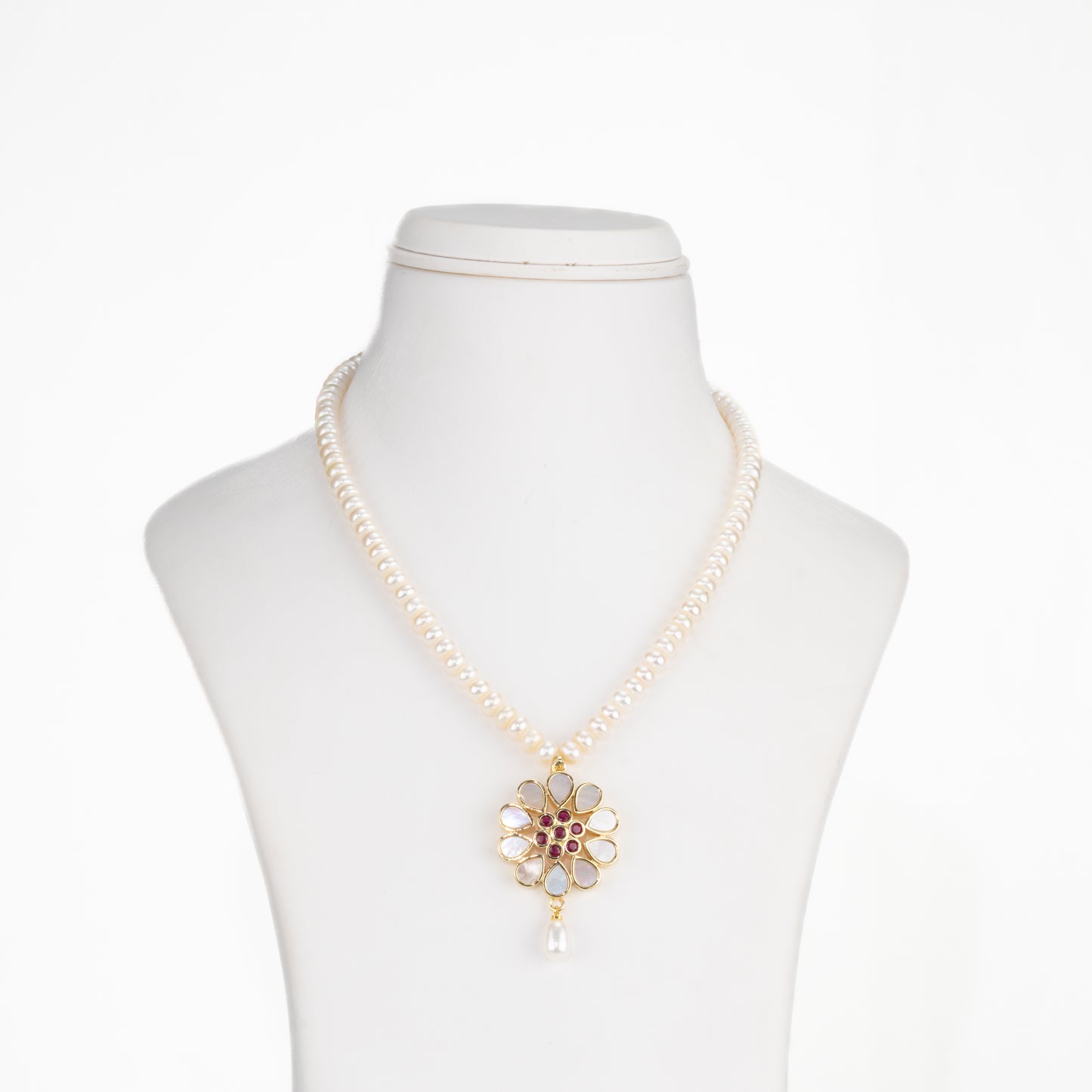 Shiny Red Stone Freshwater Pearl Necklace Set