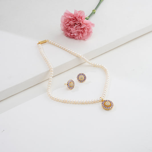 Lavish Blue Stone Freshwater Pearl Necklace Set