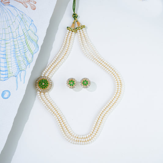 Charming Green Stone Side Piece Freshwater Pearl Necklace Set
