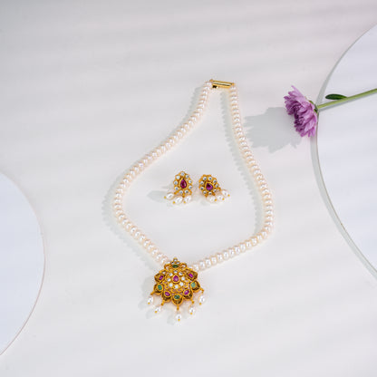 Fancy Red And Green Stone Freshwater Pearl Necklace Set