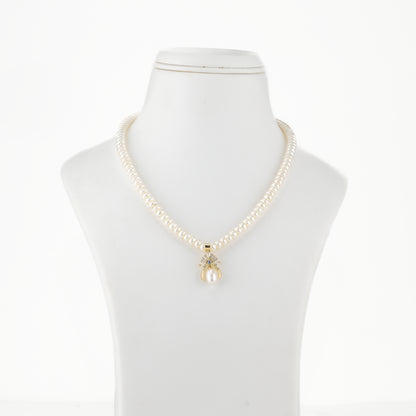 Fine White Stone Freshwater Pearl Set