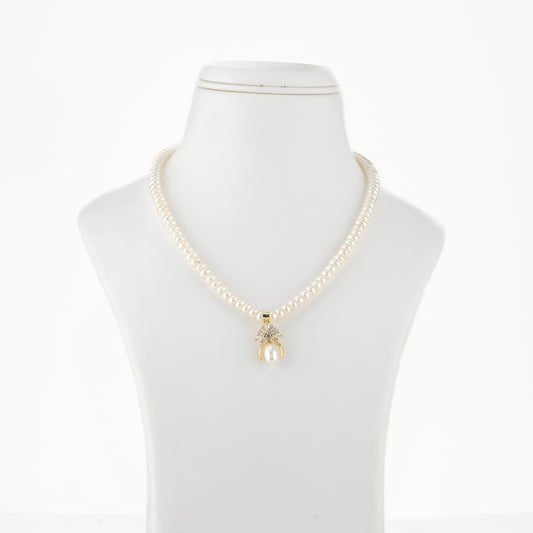 Fine White Stone Freshwater Pearl Set