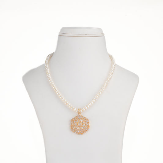 Fine White Stone Freshwater Pearl Set