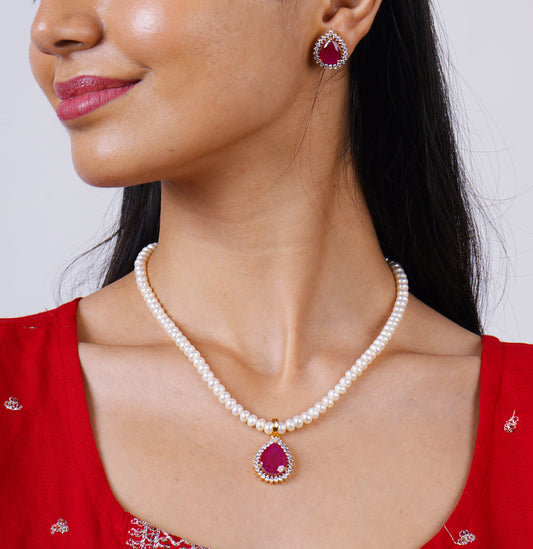 Unique Red Stone Freshwater Pearl Necklace Set