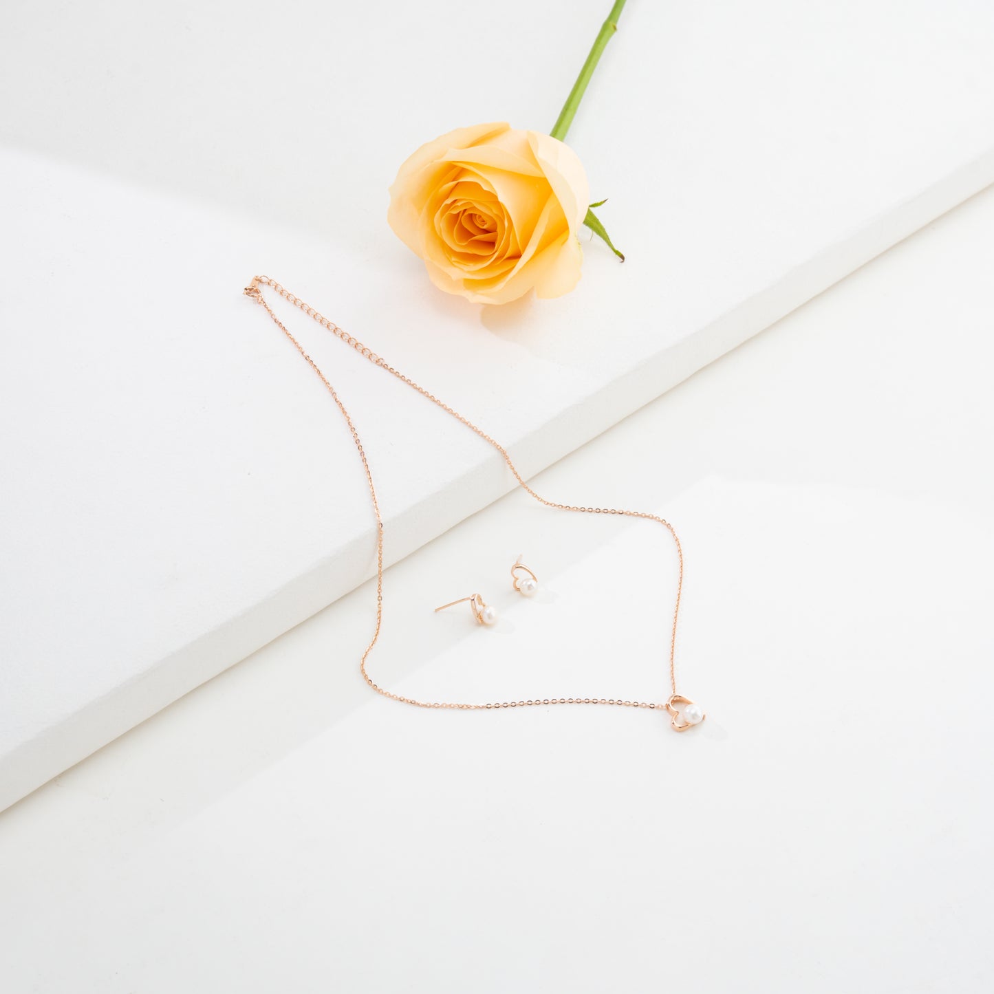 Heart-Shaped Rose Gold Silver Freshwater Pearl Necklace Set