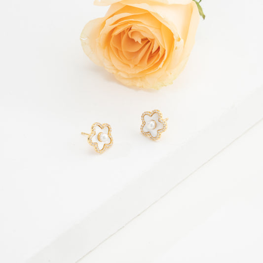 Exotic Pearl Stud Earrings
