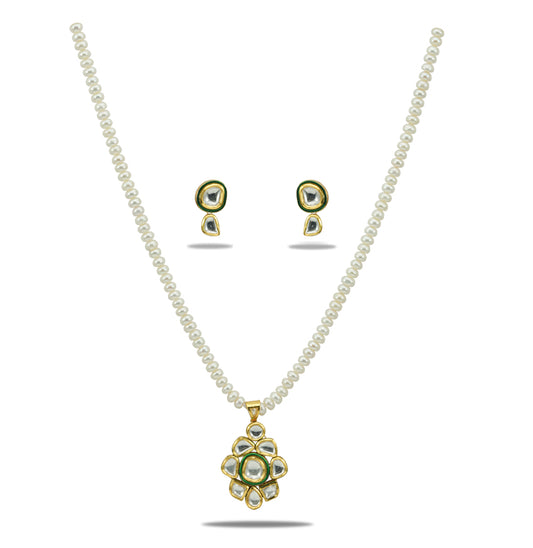 Soulful White Stone Freshwater Pearls Necklace Set