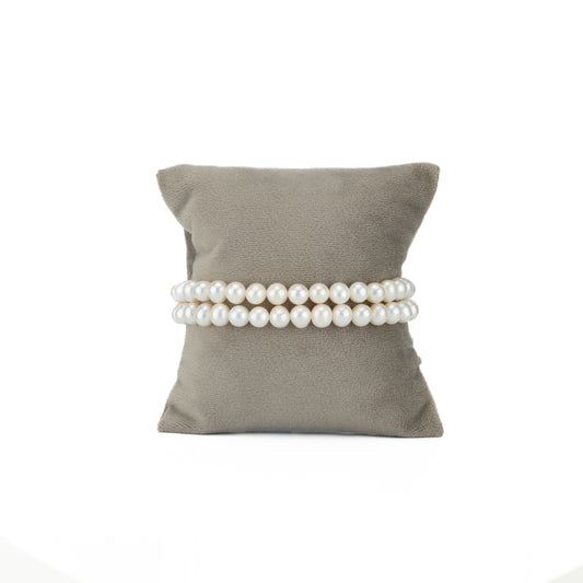 Exquisite White Near Round Freshwater Pearl Bracelet