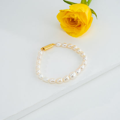 Grading White Drop Pearl Bracelet