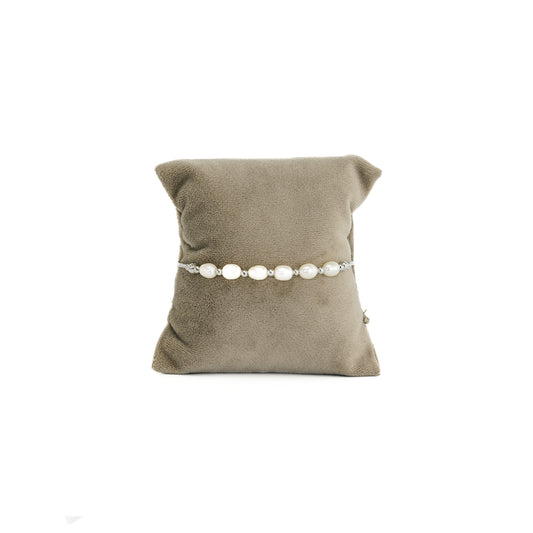 Simple White Pearl Bracelet