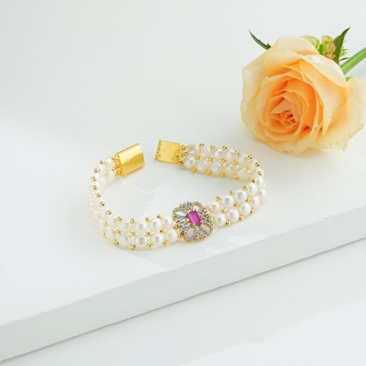 Graceful Red Stone Pearl Bracelet