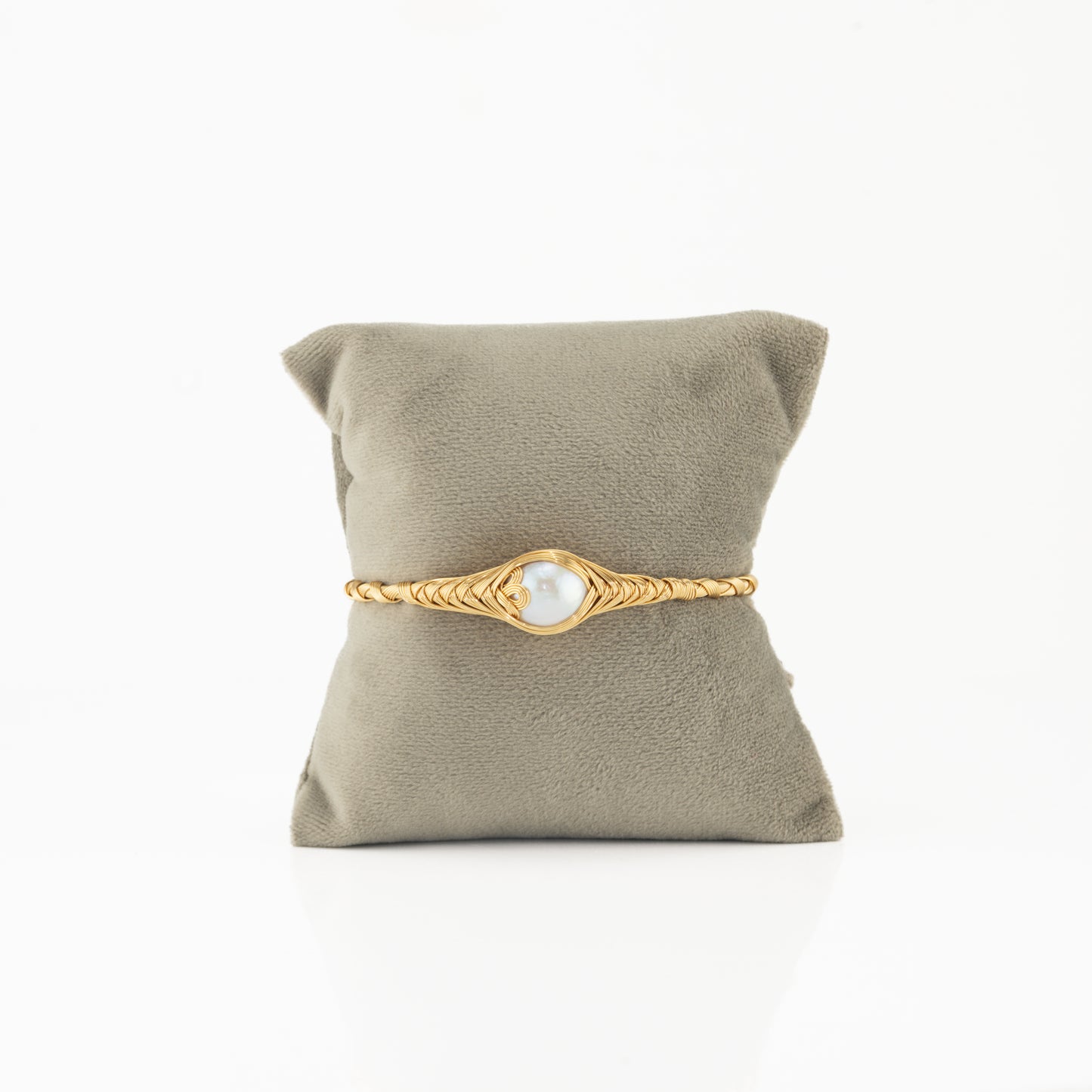 Genuine Near Round Freshwater Pearl Bracelet