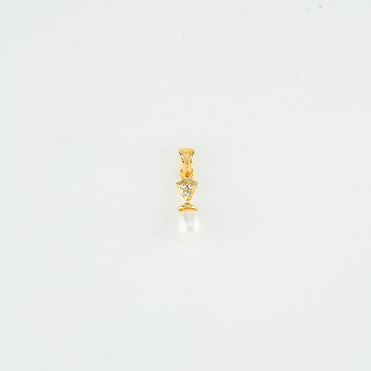 Stylish Drop Freshwater Pearl Locket