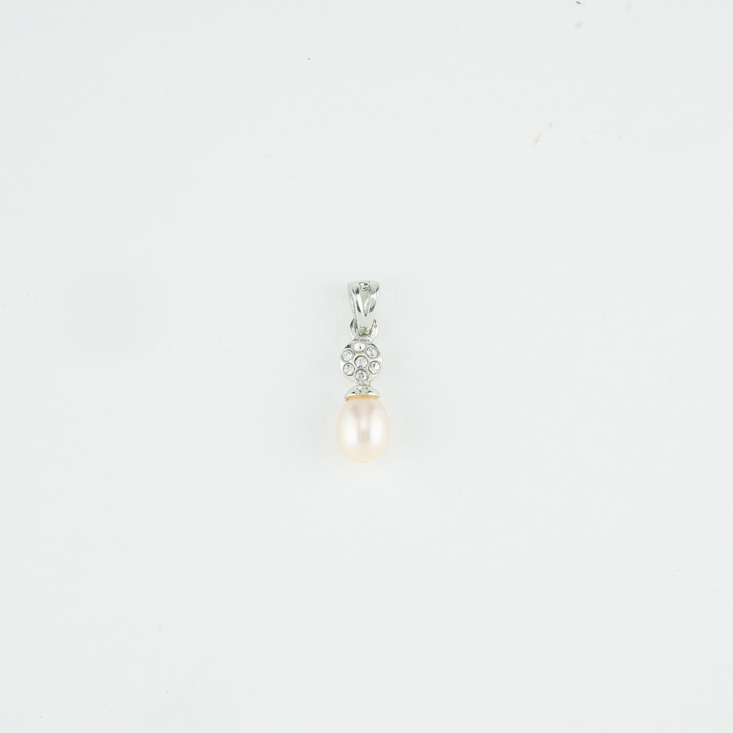 Sublime Freshwater Pearl Locket