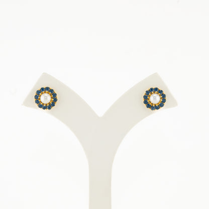 Swan Pearl Stud Earrings