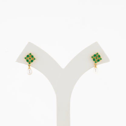 Perfect Green Stone Pearl Stud Earrings