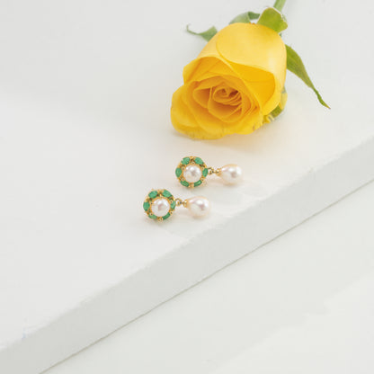 Fashionable Green Stone Freshwater Pearl Stud Earrings