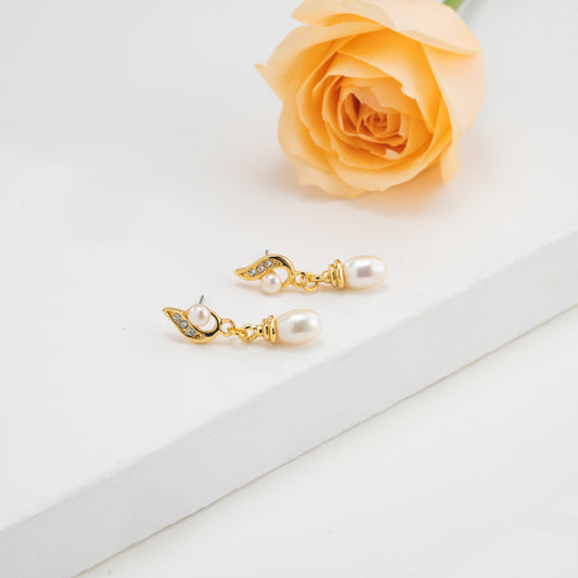 Sparkling White Mix Pearl Hanging Studs Earrings