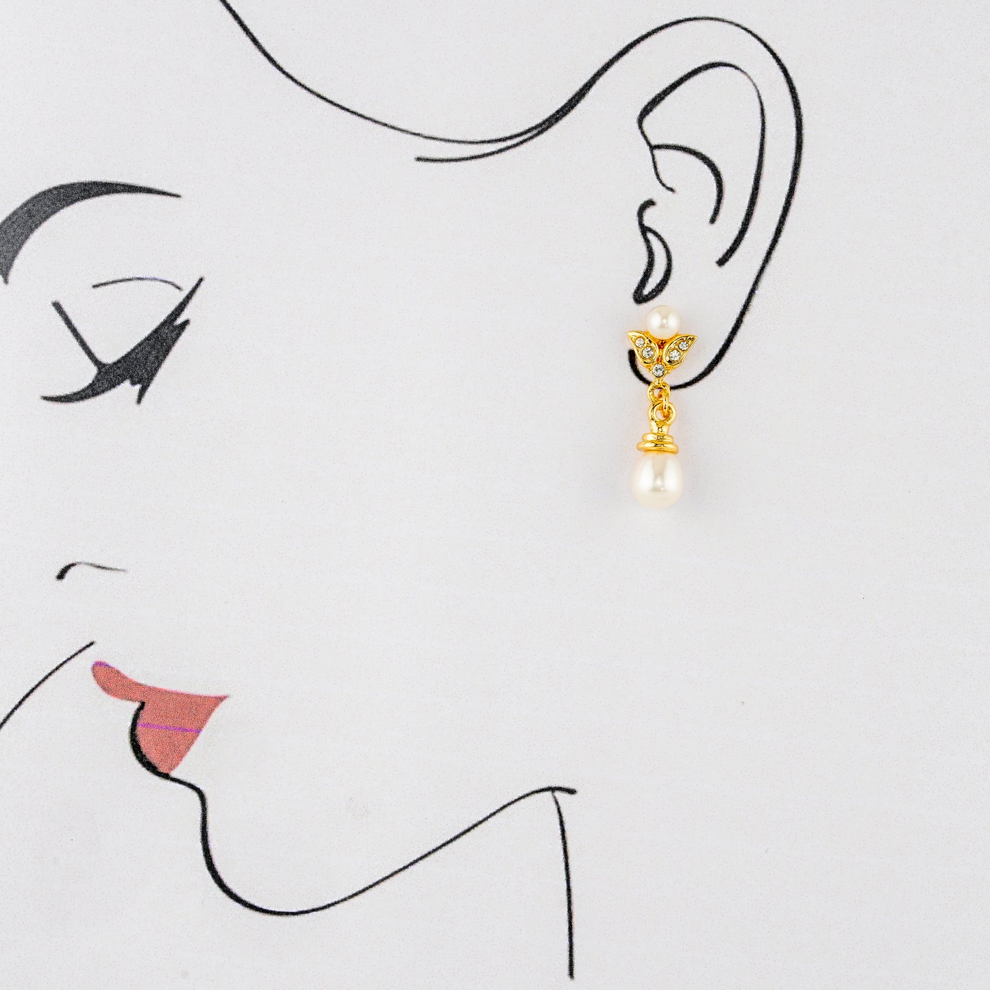 Detailed Drop Pearl Earrings