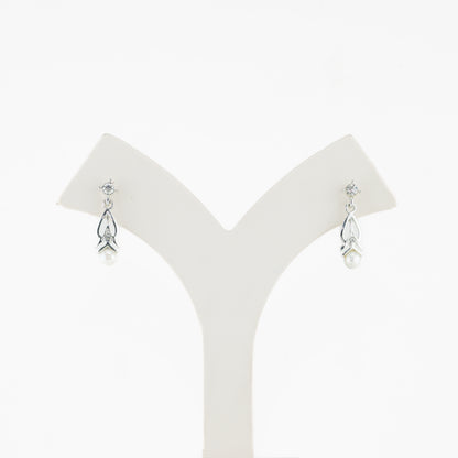 Pristine Pearl Hanging Earrings