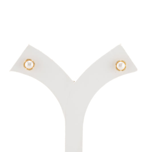 Glittering Pearl Stud Earrings