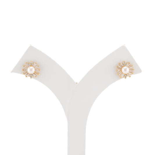 Glamour White Stone Pearl Stud Earrings