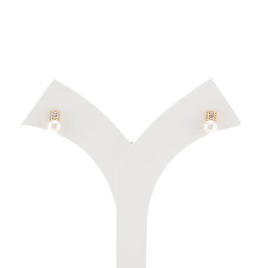 Delicate White Stone Pearl Stud Earrings