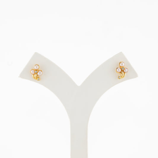Marvelous Mermaid Tail Pearl Stud Earrings