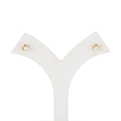 Dreamy White Freshwater Pearl Stud Earrings